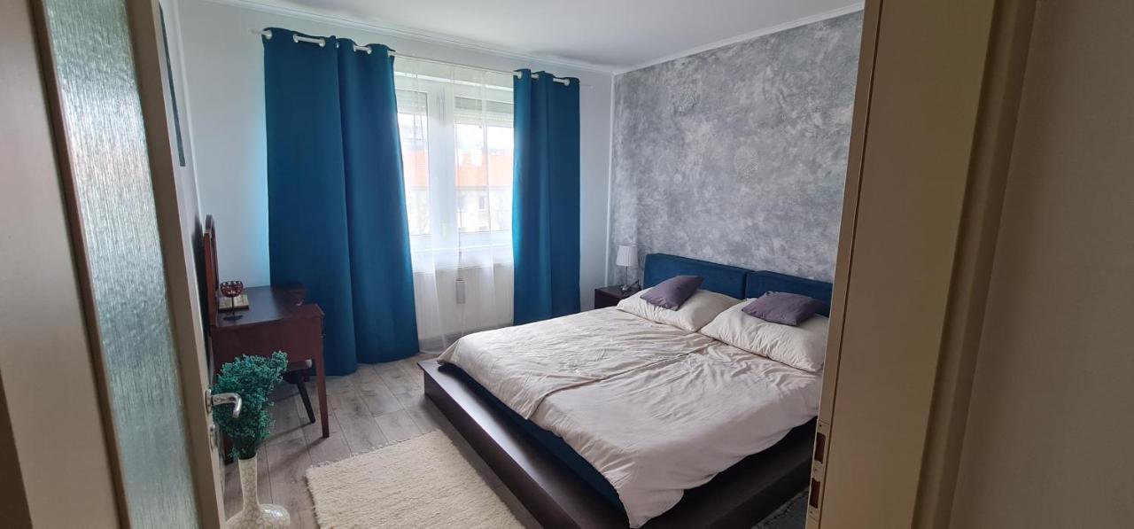 Appartement Ybs Apartman à Zalaegerszeg Extérieur photo